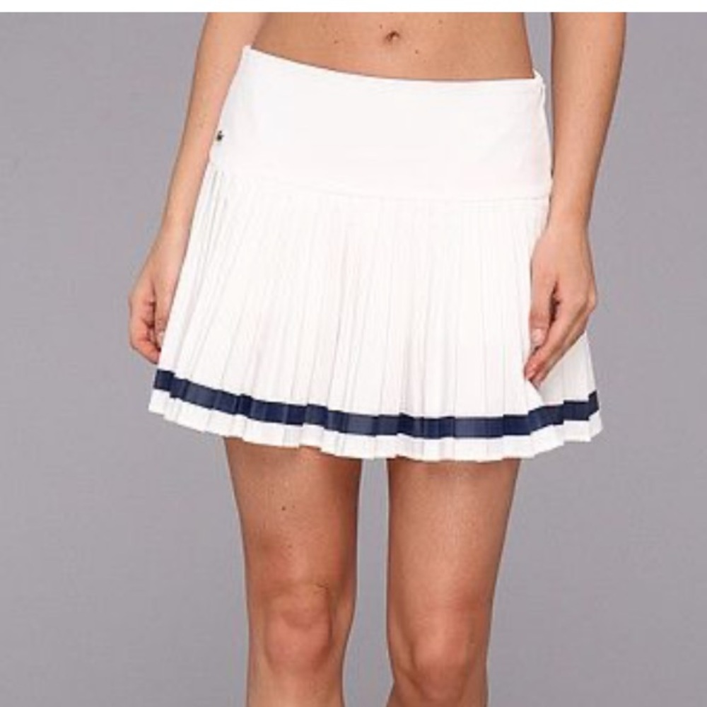 Lacoste Sport Technical Pleated skirt with built in short size 6